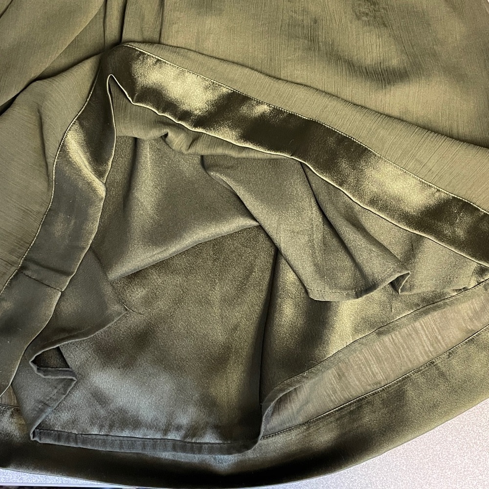 Olive green colored blouse - Picture 6 of 6